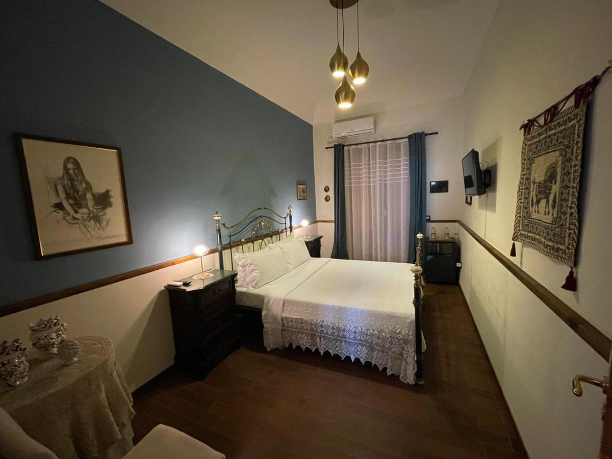 Guest House Le Ginestre Dell'Etna Belpasso Exterior photo